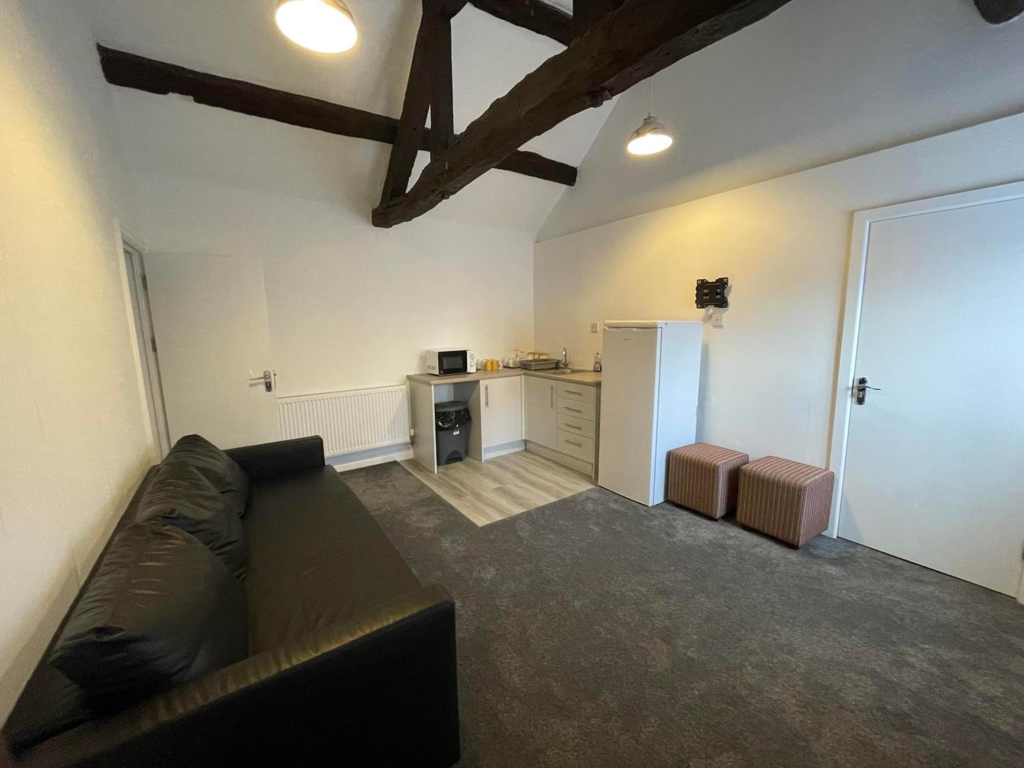 The Manor 4*