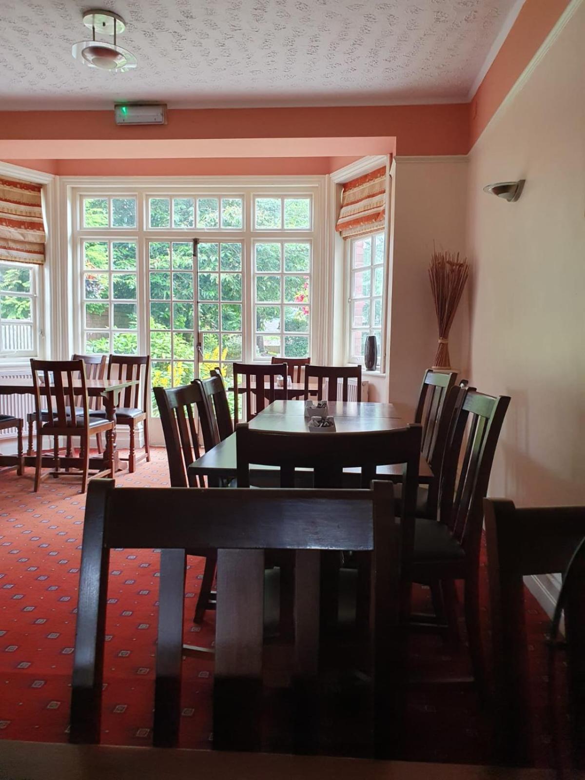 Gasthuis The Manor 4*